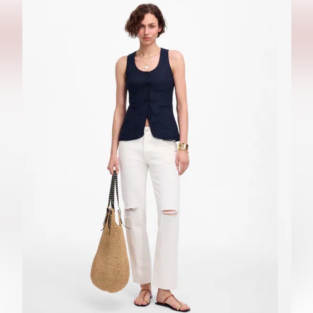 Madewell Scoopneck Cutaway Vest in linen - Picture 2 of 7